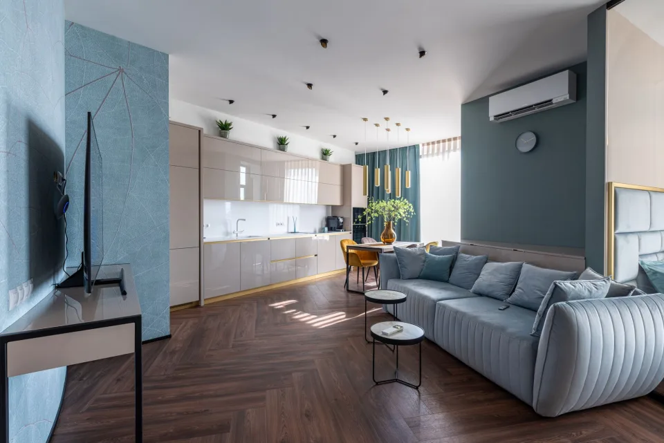 Tủ lạnh cũ đóng tuyết, ngăn mát không lạnh — vệ sinh và nạp gas — sau